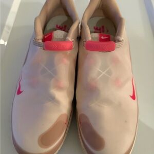 Nike React Ace Tour Spikeless Golf Shoes Women's Pink and Tan Sneakers Size 10